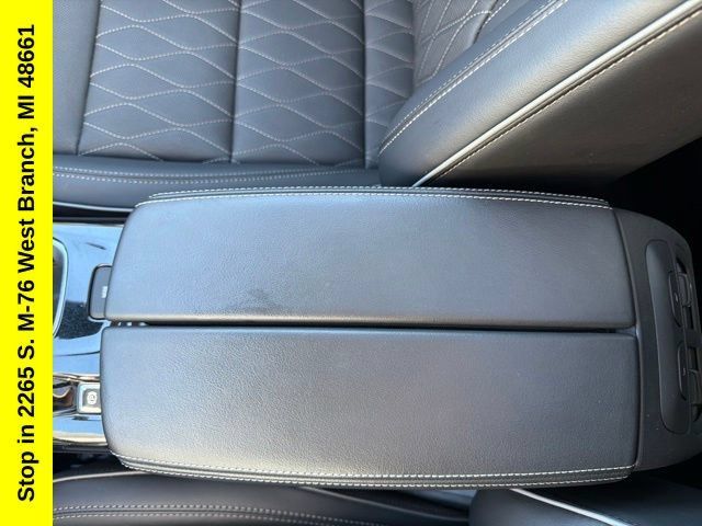 Used 2023 Buick Envision Avenir AWD/4WD image 45