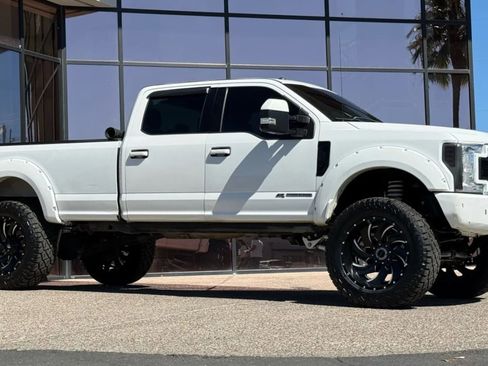 Used 2019 Ford F250 XLT image 16