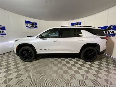 Used 2024 Chevrolet Traverse RS w/ LPO, Floor Liner Package image 13