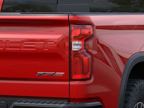 New 2025 Chevrolet Silverado 1500 ZR2 w/ Technology Package image 11