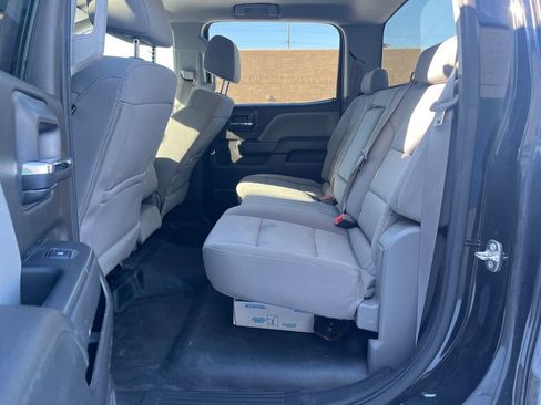 Used 2016 GMC Sierra 2500 4x4 Crew Cab w/ Sierra Convenience Package image 18