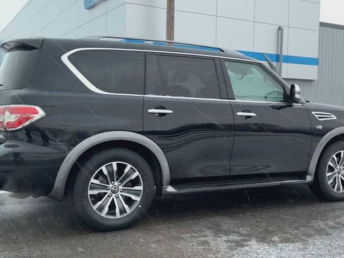 Used 2020 Nissan Armada SL w/ Premium Package image 2