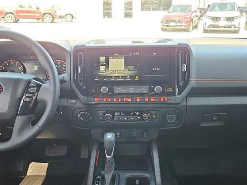 Used 2026 Nissan Frontier PRO-4X w/ Pro-4x Convenience Package AWD/4WD image 10