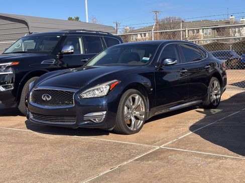 Used 2016 INFINITI Q70 L 3.7 w/ Deluxe Touring Package image 6