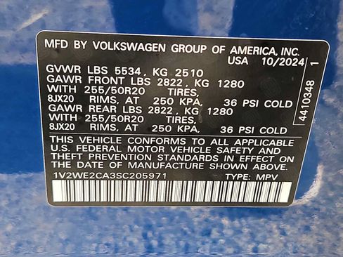Used 2025 Volkswagen Atlas Cross Sport SE FWD image 25