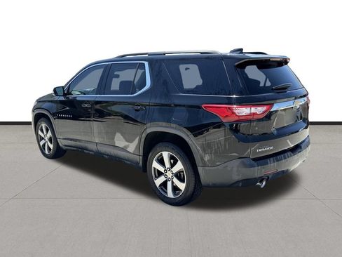 Used 2019 Chevrolet Traverse LT w/ LT Premium Package FWD image 7