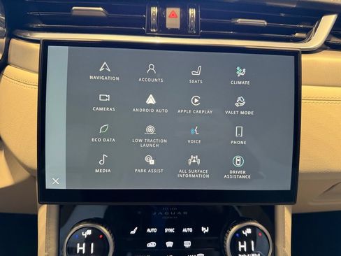 New 2025 Jaguar F-PACE R-Dynamic S AWD/4WD image 19