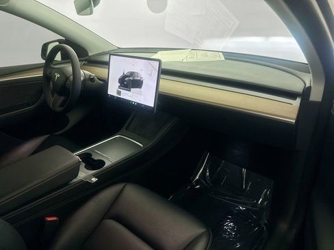 Used 2022 Tesla Model Y Performance AWD/4WD image 27