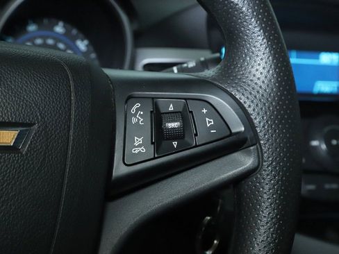Used 2014 Chevrolet Cruze LS image 32