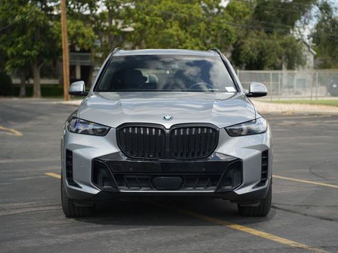 Used 2024 BMW X5 xDrive50e w/ M Sport Package AWD/4WD image 8