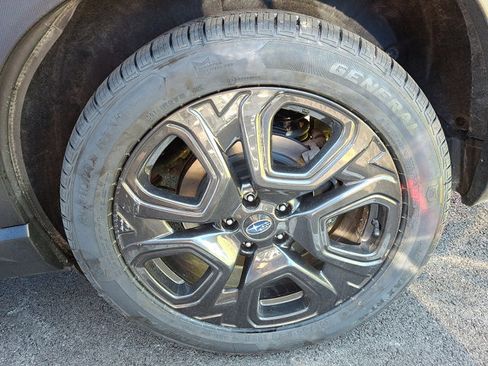 Used 2023 Subaru Ascent Onyx Edition AWD/4WD image 7