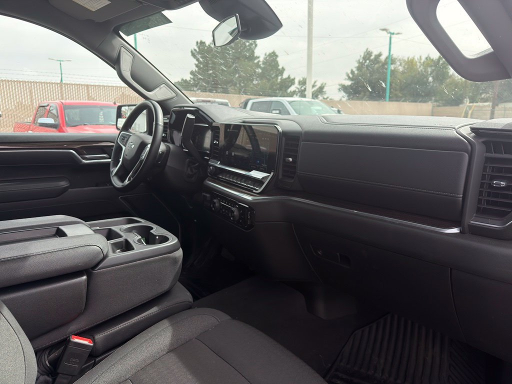 Used 2026 Chevrolet Silverado 1500 RST AWD/4WD image 8