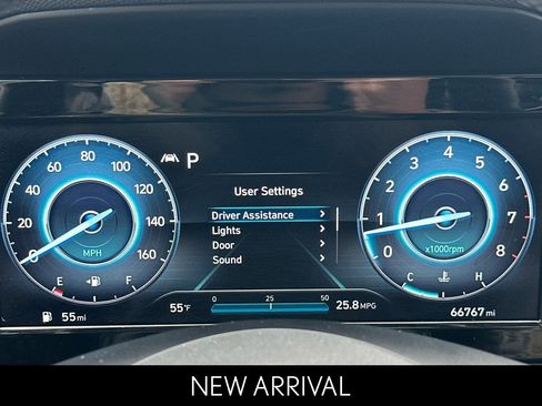 Used 2022 Hyundai Elantra SEL w/ Convenience + Premium Package image 26