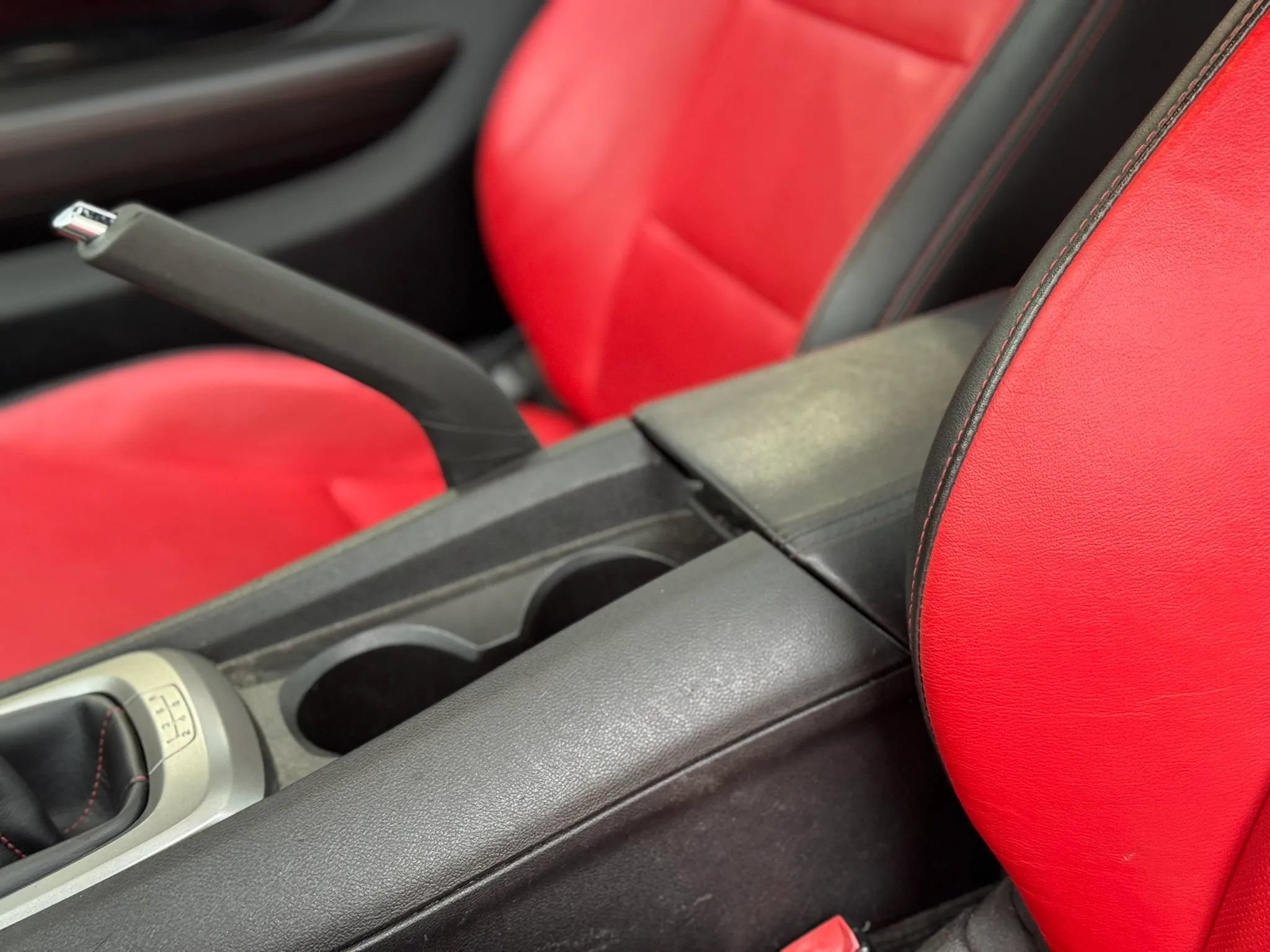 Used 2015 Chevrolet Camaro SS w/ Commemorative Special Edition RWD image 24