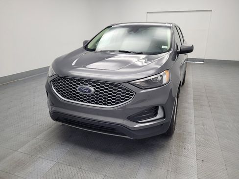 Used 2023 Ford Edge SEL image 15