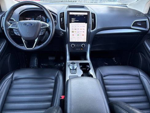 Used 2024 Ford Edge SEL image 17