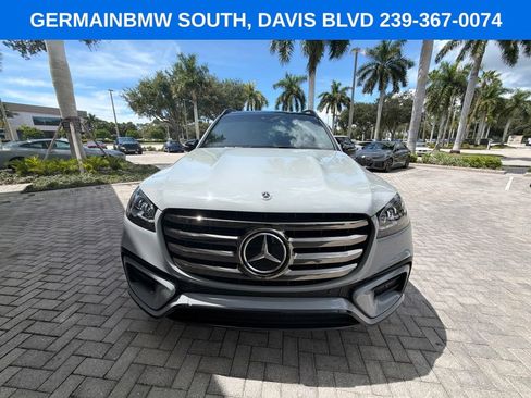 Used 2025 Mercedes-Benz GLS 450 4MATIC image 19