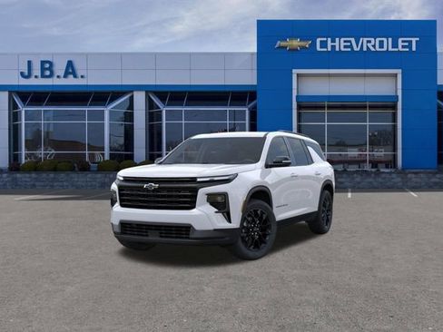 New 2026 Chevrolet Traverse LT image 8
