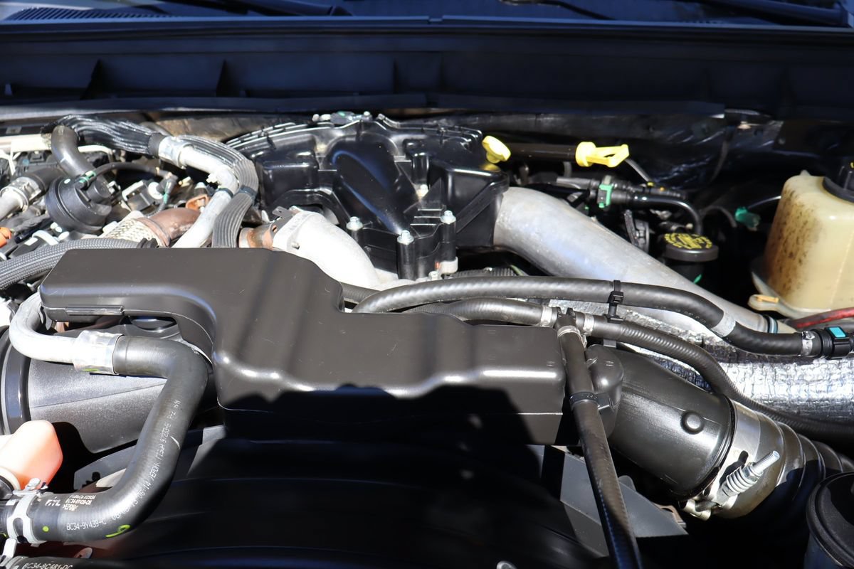 Used 2014 Ford F350 XLT w/ XLT Interior Package AWD/4WD image 37