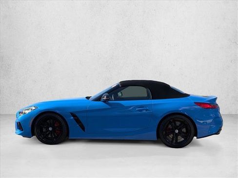 Certified 2022 BMW Z4 M40i w/ Premium Package image 9