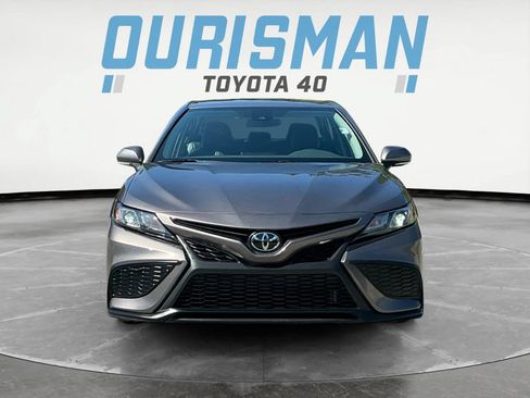 Used 2024 Toyota Camry SE FWD image 2