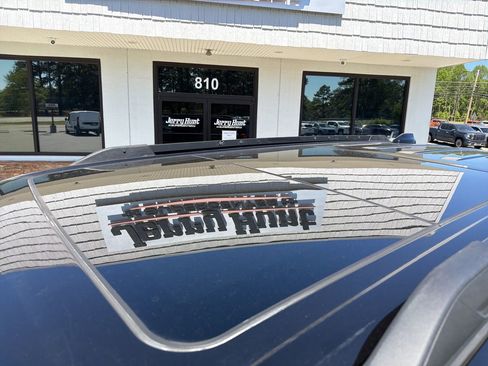 Used 2025 Ford Expedition Active image 12