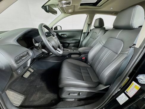 Certified 2026 Honda HR-V EX-L image 12