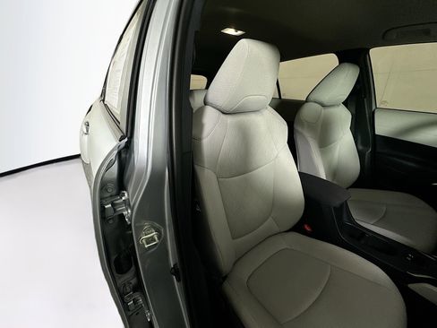 Certified 2024 Toyota Corolla Cross L image 27