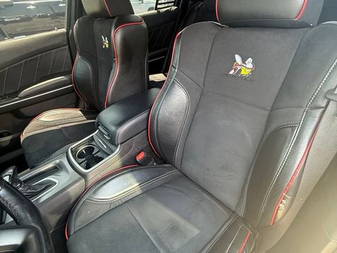 Used 2023 Dodge Charger Scat Pack RWD image 8
