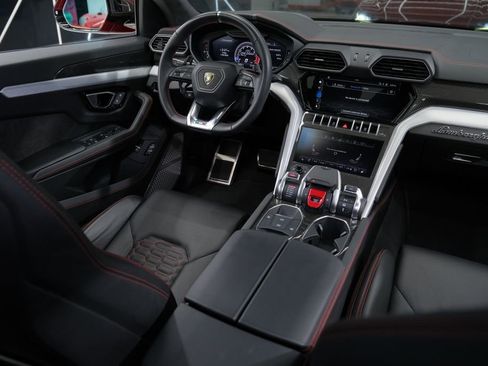 Used 2021 Lamborghini Urus image 47