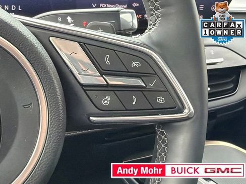 Used 2025 Buick Enclave Avenir AWD/4WD image 30