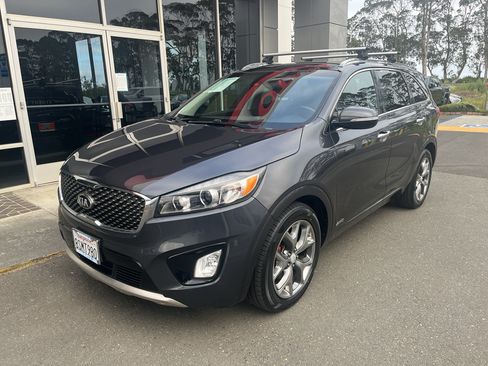Used 2017 Kia Sorento SX AWD/4WD image 18