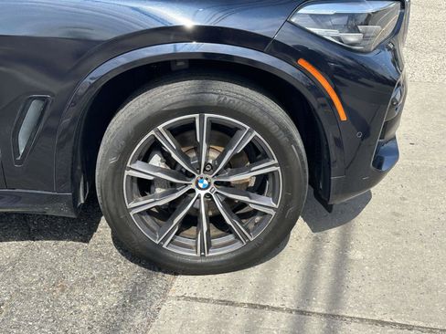 Used 2019 BMW X5 xDrive40i w/ M Sport Package image 9