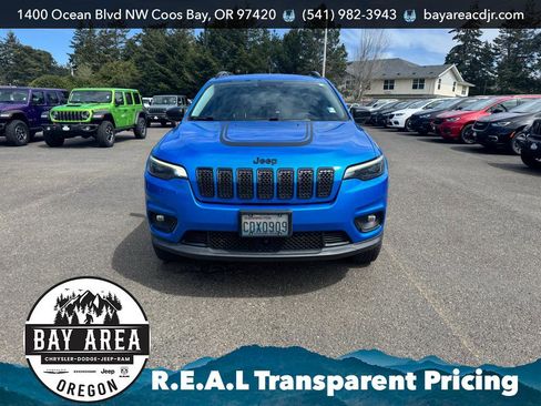Used 2022 Jeep Cherokee Latitude w/ Trailer Tow Group image 2