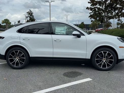 New 2025 Porsche Cayenne Coupe image 9