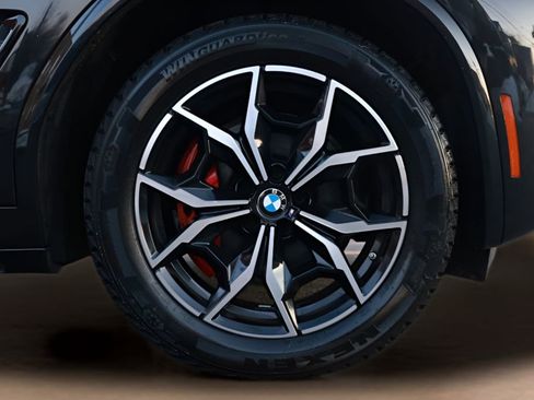 Used 2023 BMW X4 xDrive30i image 33