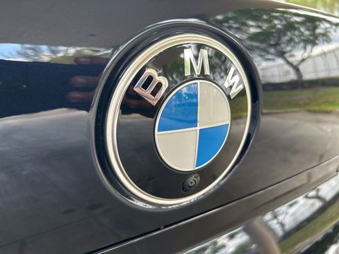 Used 2025 BMW 740i xDrive AWD/4WD image 23