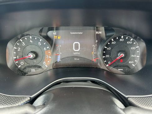 New 2026 Jeep Compass Latitude image 11