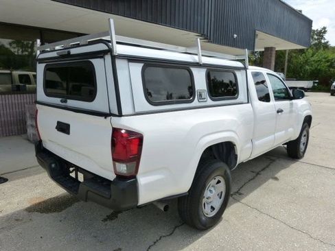 Used 2021 Toyota Tacoma SR image 5