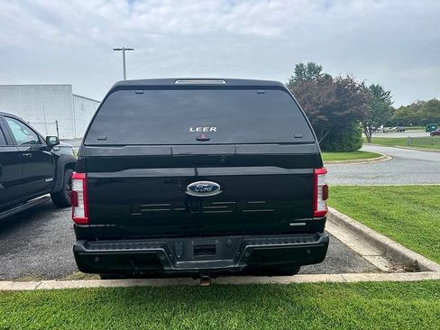 Used 2022 Ford F150 Lariat AWD/4WD image 9