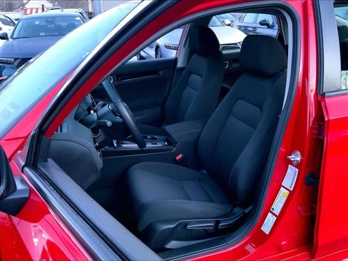 Used 2023 Honda Civic EX image 8