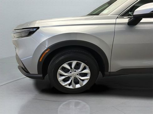 Certified 2025 Honda CR-V LX image 3