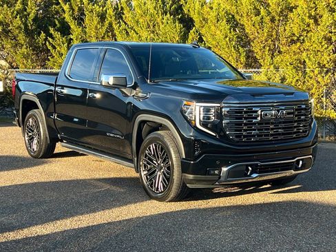 Used 2022 GMC Sierra 1500 Denali Ultimate image 4