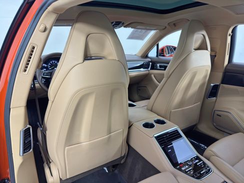 Used 2022 Porsche Panamera 4S Executive AWD/4WD image 39