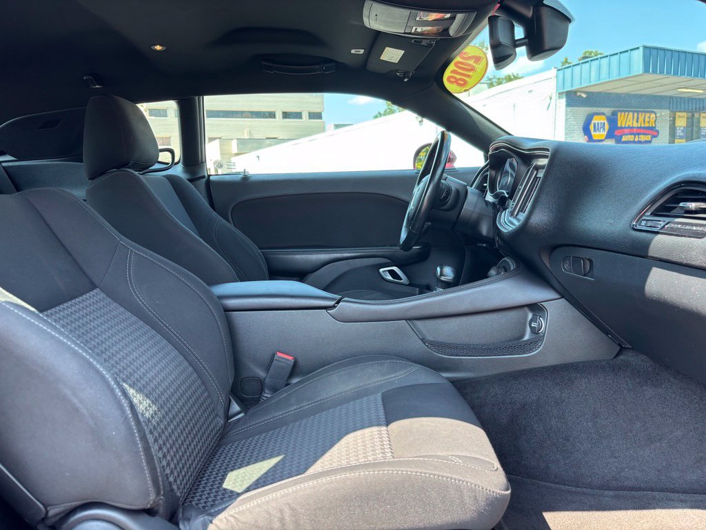 Used 2018 Dodge Challenger SXT RWD image 23