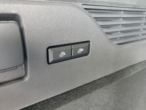 New 2026 Lincoln Nautilus Reserve w/ Jet Appearance Package image 33