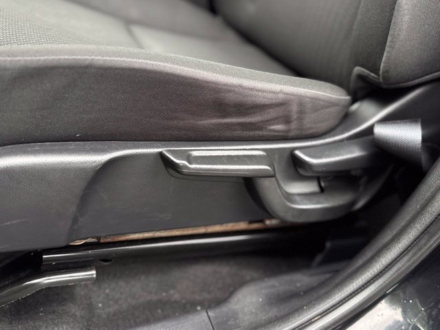 Used 2018 Honda HR-V EX image 12