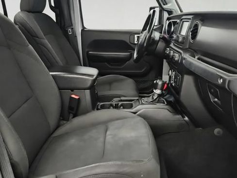 Used 2020 Jeep Gladiator Sport w/ Quick Order Package 24S AWD/4WD image 22