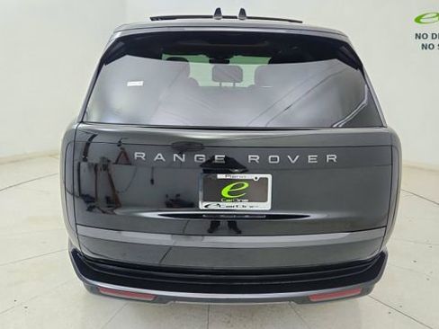 Used 2024 Land Rover Range Rover SE AWD/4WD image 5