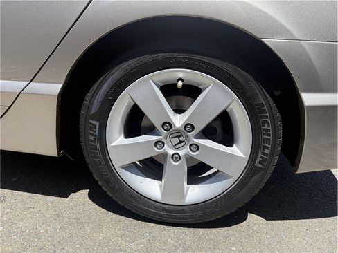 Used 2006 Honda Civic EX image 10